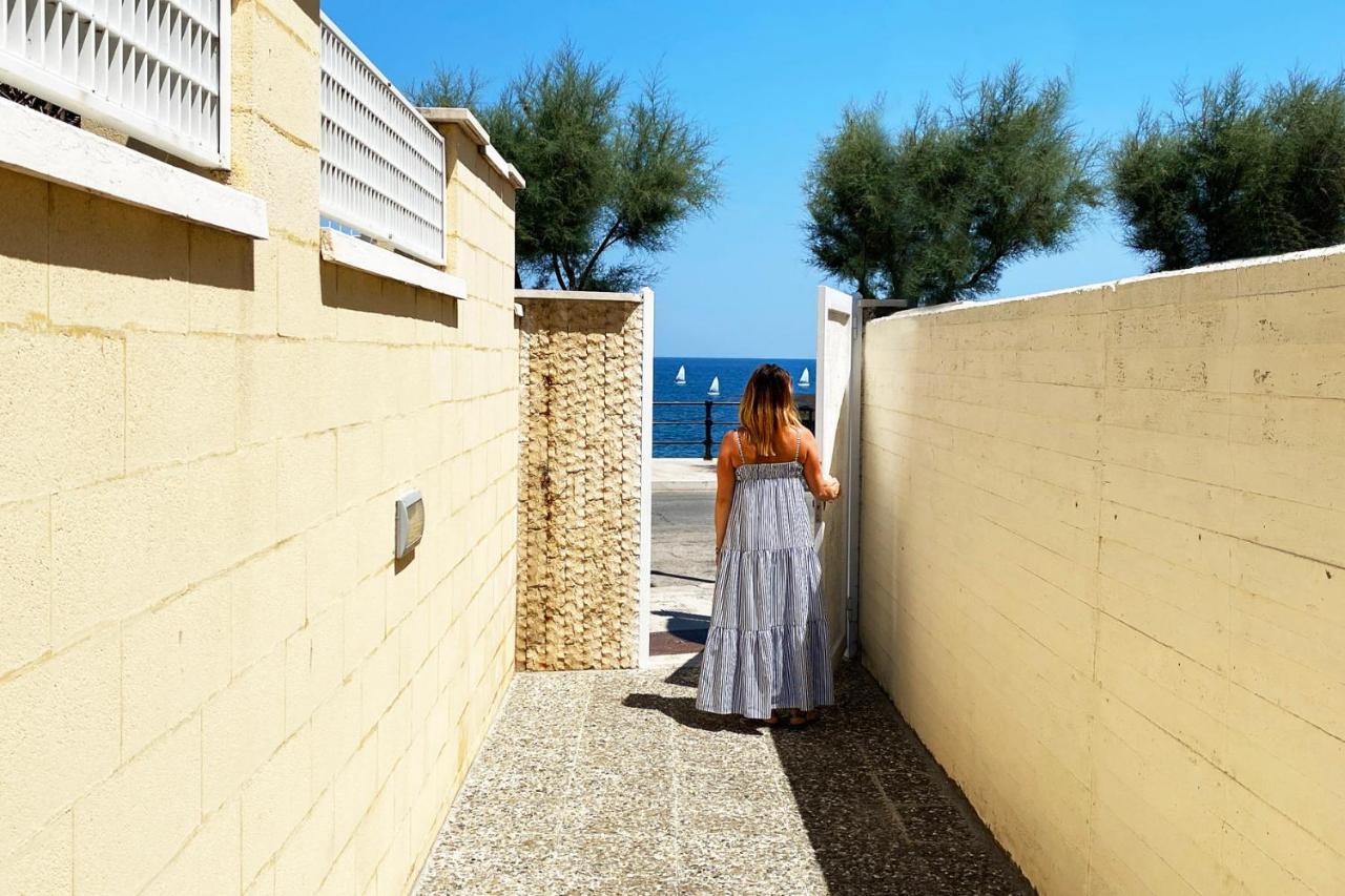 La Rotonda - Casa Vacanze 焦维纳佐 外观 照片